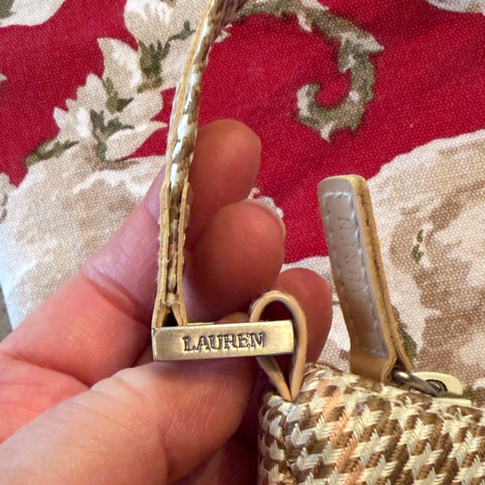 Lauren Ralph Lauren Houndstooth Shoulder Bag in Tan and Pink - Picture 8 of 12